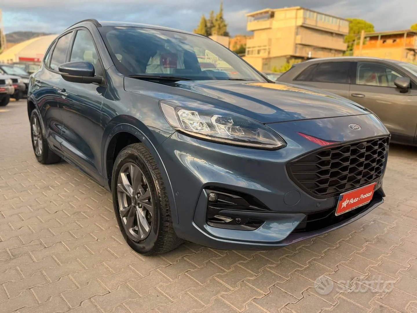 Ford Kuga 2022 photo 3