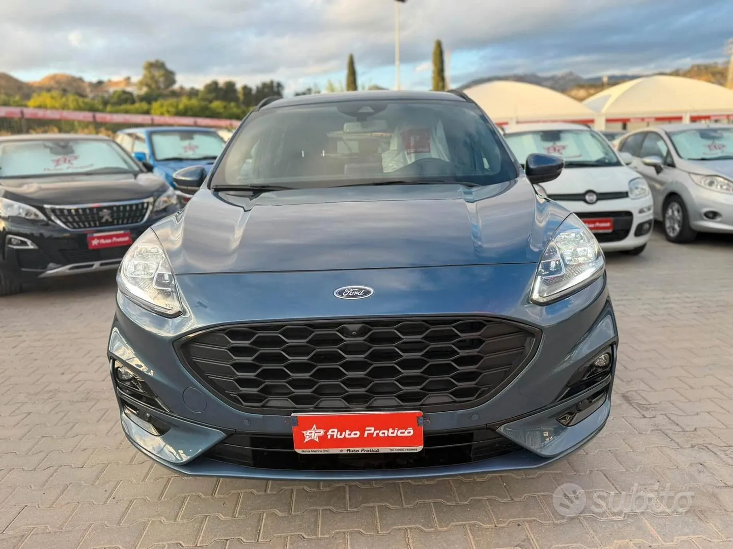 Ford Kuga 2022 photo 2