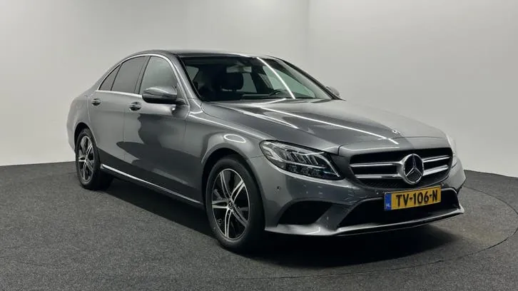 Mercedes-Benz C-Class 2018 photo 3