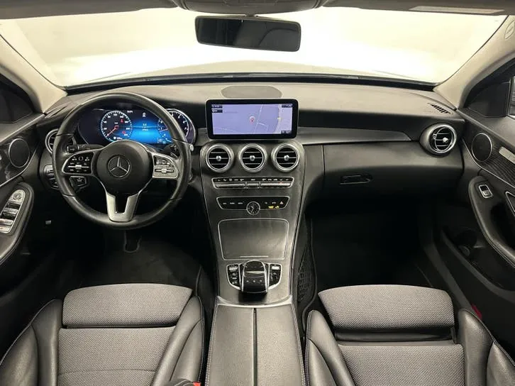 Mercedes-Benz C-Class 2018 photo 2