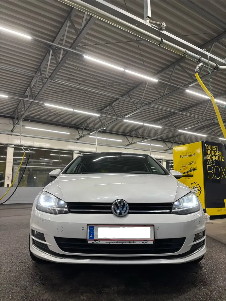 Volkswagen Golf 2013 photo 2