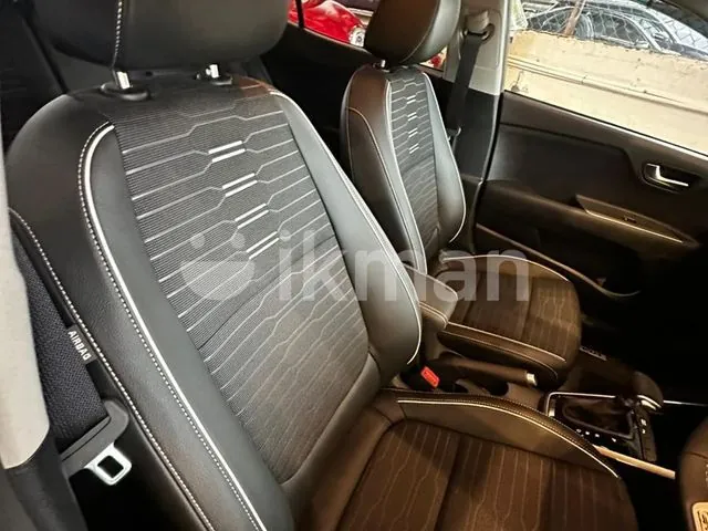 Kia Stonic 2025 photo 4