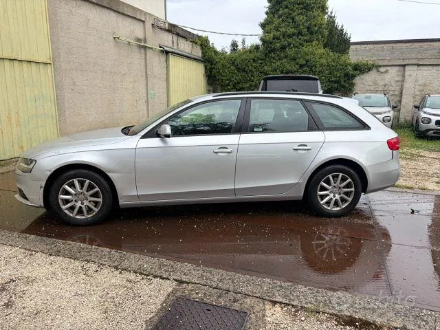 Audi A4 Avant 2014 photo 2