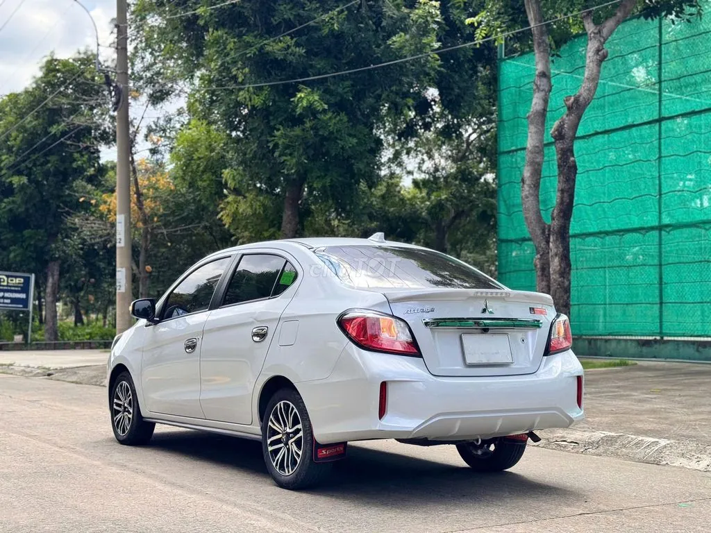 Mitsubishi Mirage 2025 photo 5