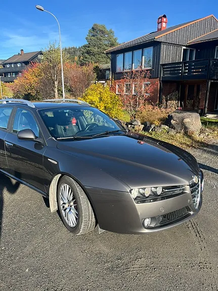 Alfa Romeo 159 2010 photo 3