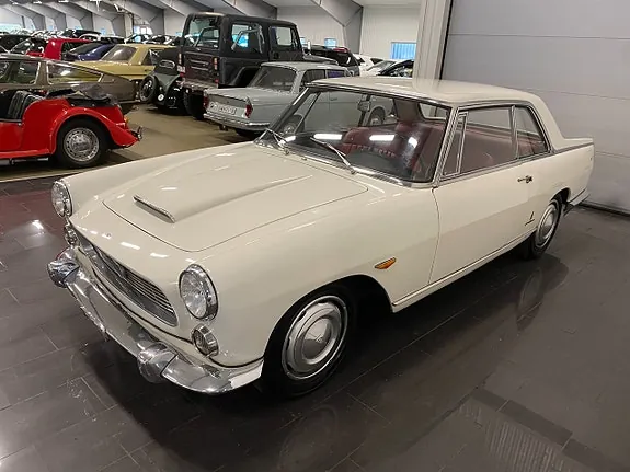 Lancia Flaminia 1963 photo 5