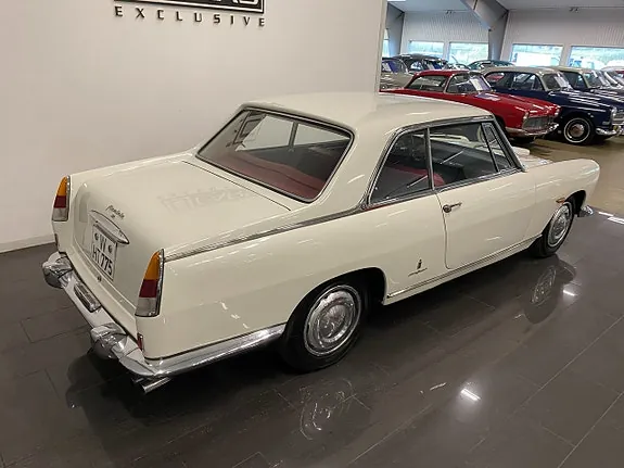 Lancia Flaminia 1963 photo 3