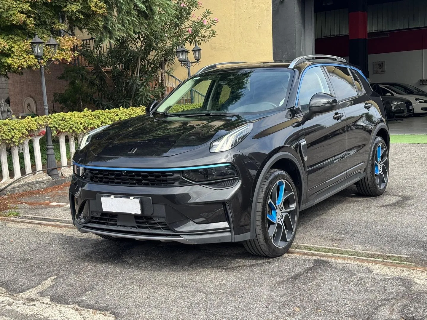 Lynk & Co 01