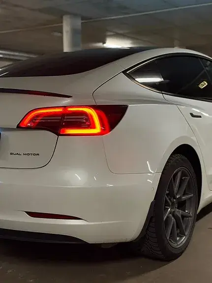 Tesla Model 3 2021 photo 5