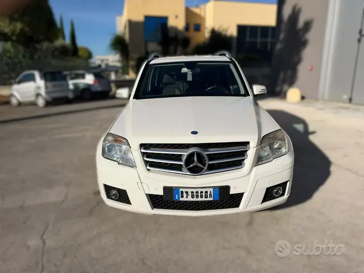 Mercedes-Benz Glk 2010 photo 2