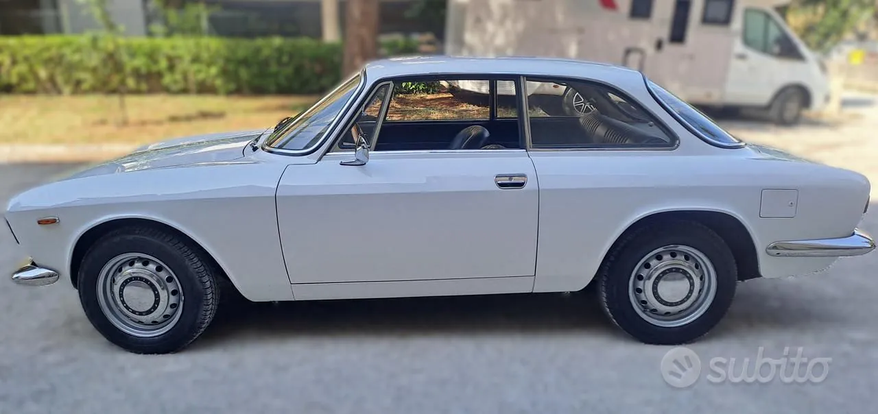 Alfa Romeo Gt Junior 1300 1970 photo 4