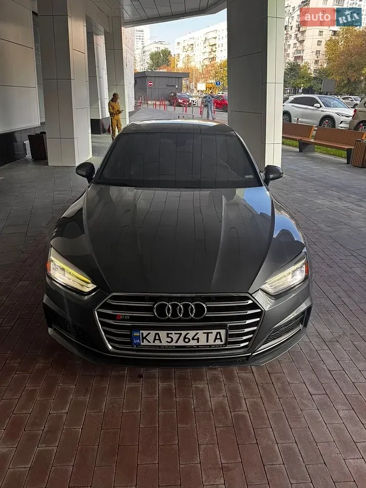 Audi A5 2017 photo 3