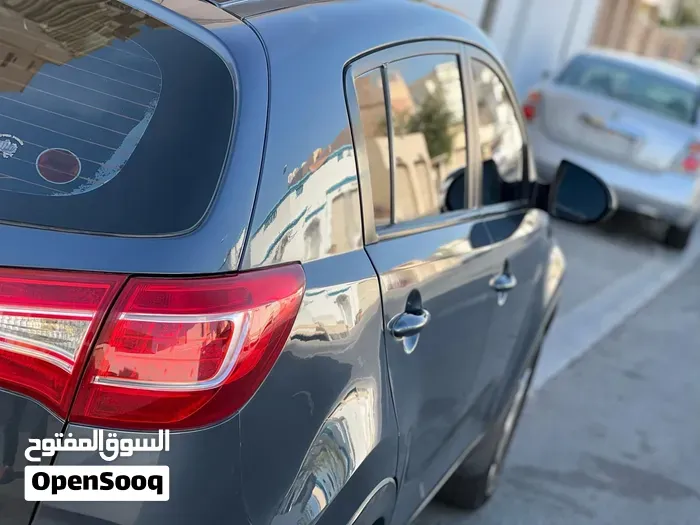 Kia Sportage 2011 photo 2