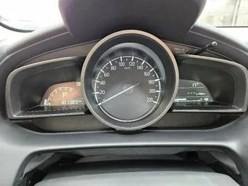Mazda 2 2023 photo 2