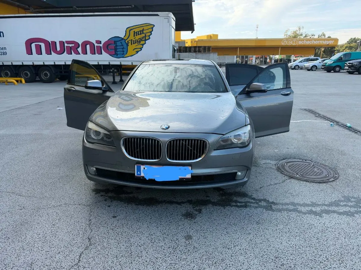 BMW 7 Series