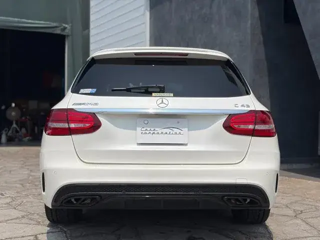 Mercedes-Benz C-Class 2017 photo 4