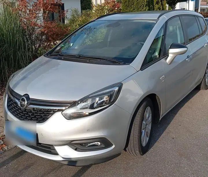 Opel Zafira Tourer