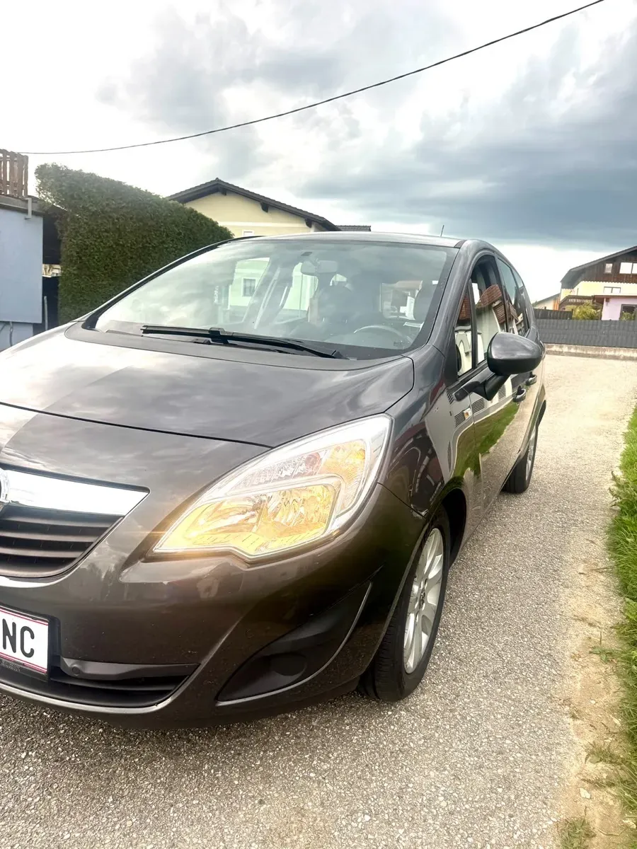 Opel Meriva 2011 photo 2