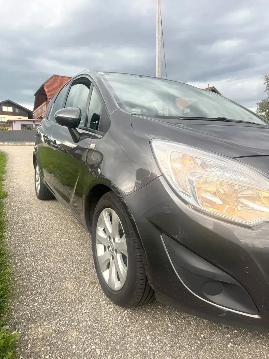 Opel Meriva 2011 photo 3