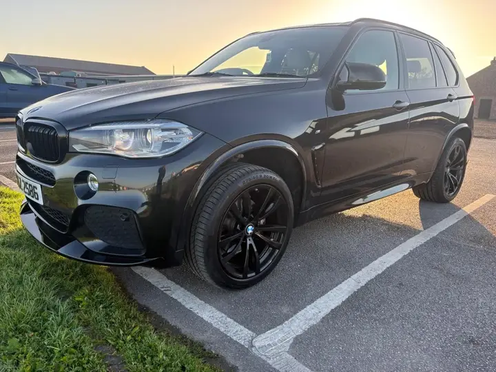 BMW X5 2016 photo 2