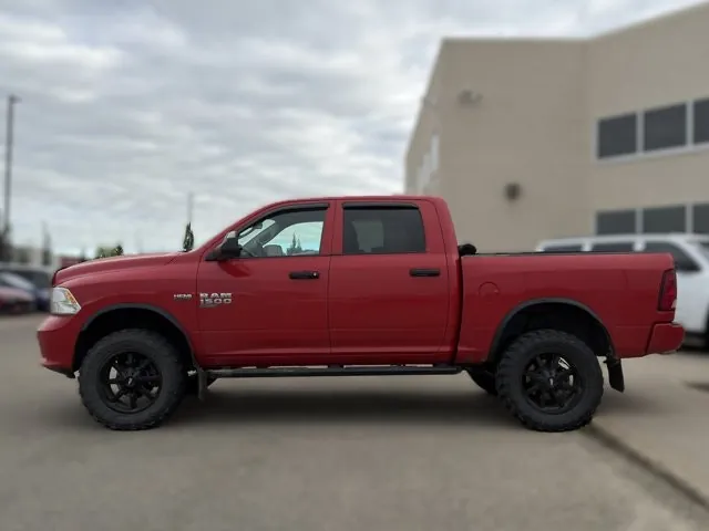 Ram 1500 Classic 2023 photo 2