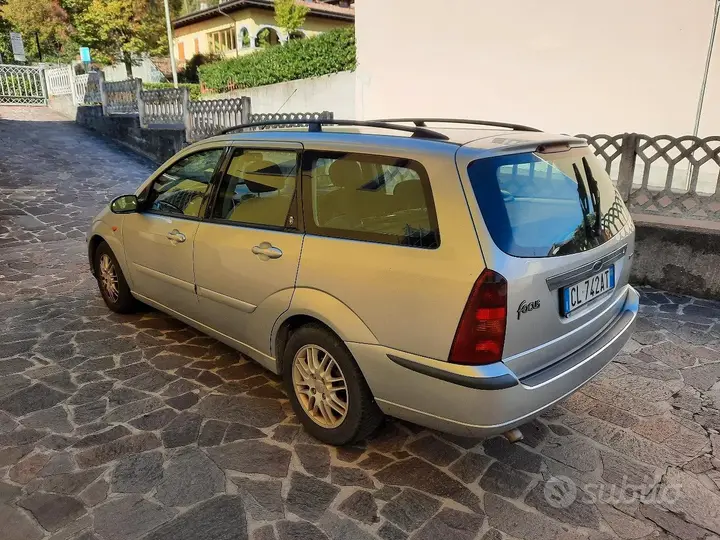 Ford Focus 2003 photo 4