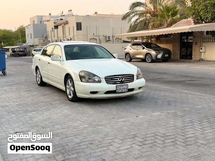 Infiniti Q45 2004 photo 2