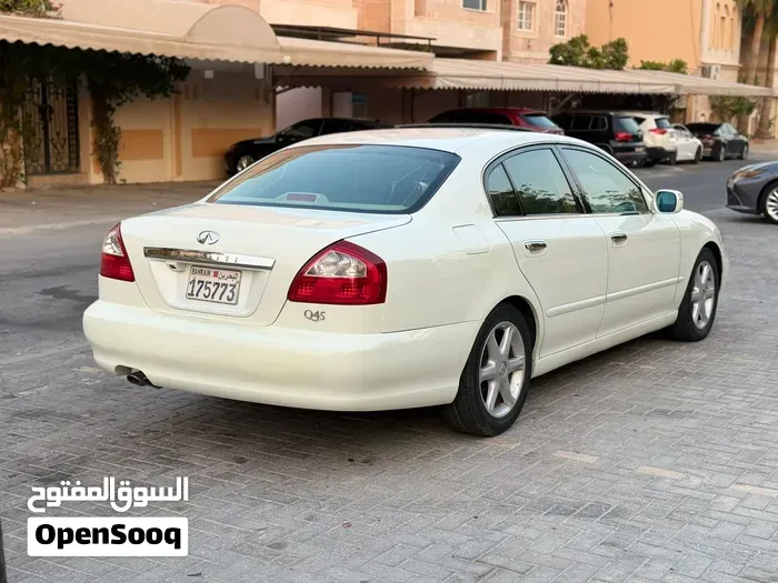 Infiniti Q45 2004 photo 3