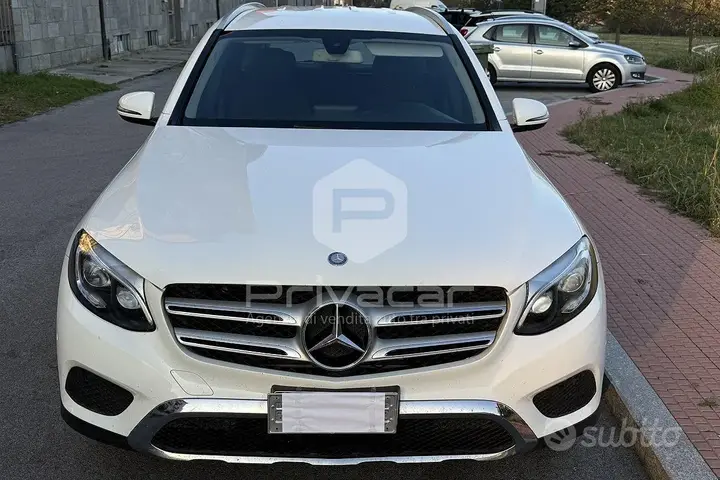 Mercedes-Benz Glc 2016 photo 2