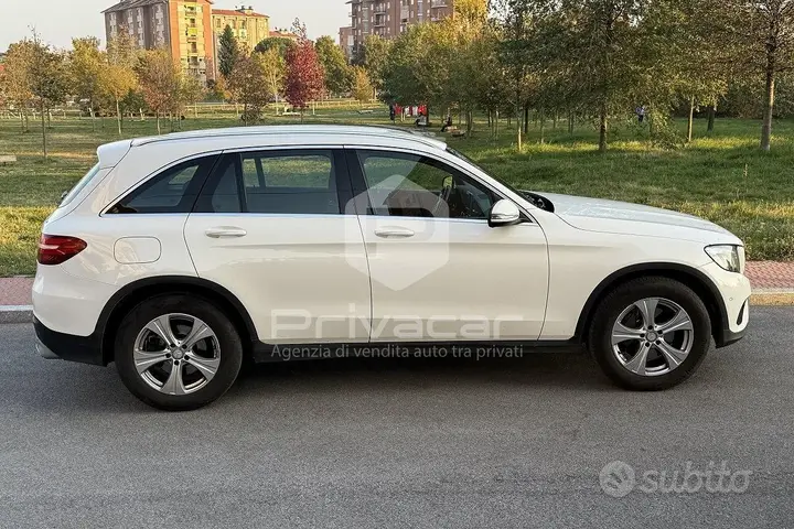 Mercedes-Benz Glc 2016 photo 4