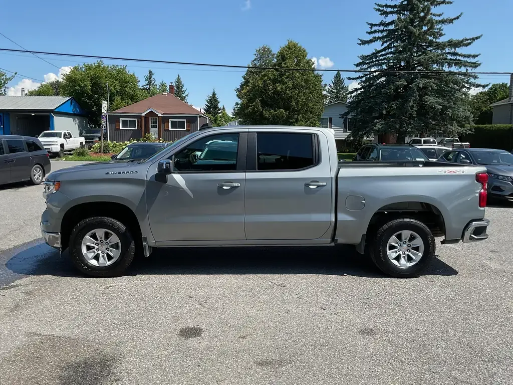 Chevrolet Silverado 1500 2025 photo 3