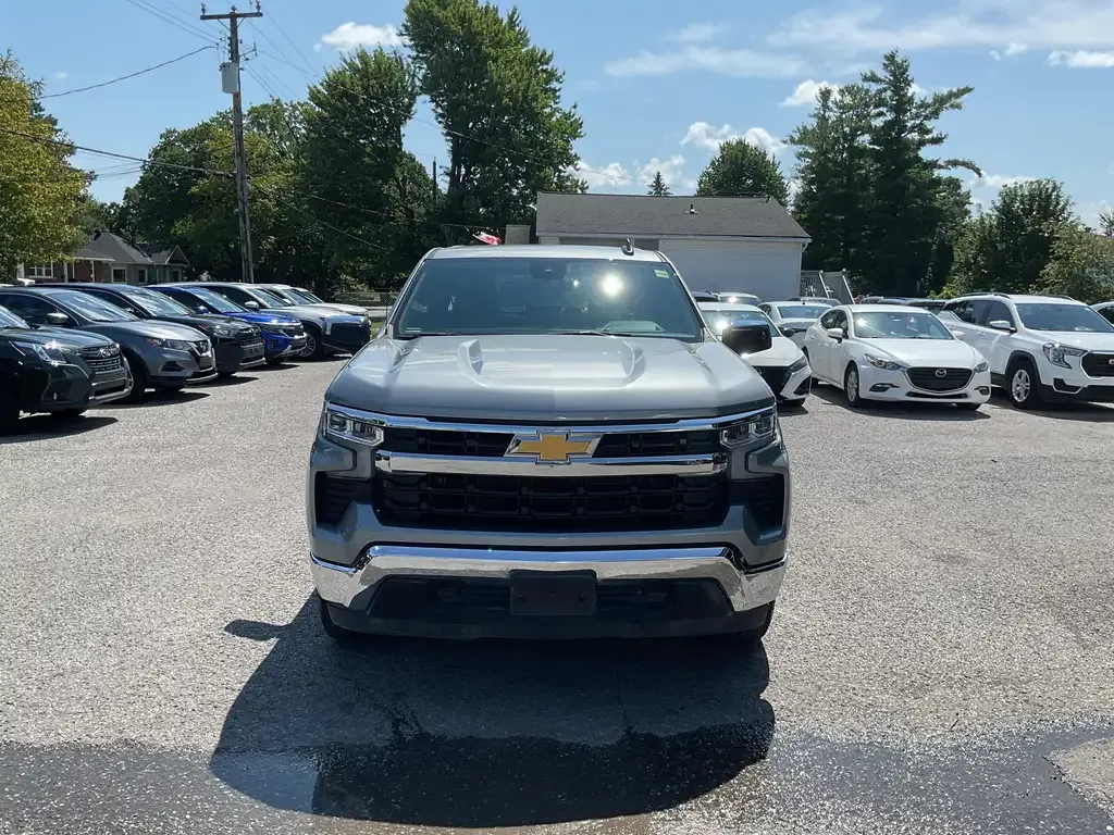 Chevrolet Silverado 1500 2025 photo 2