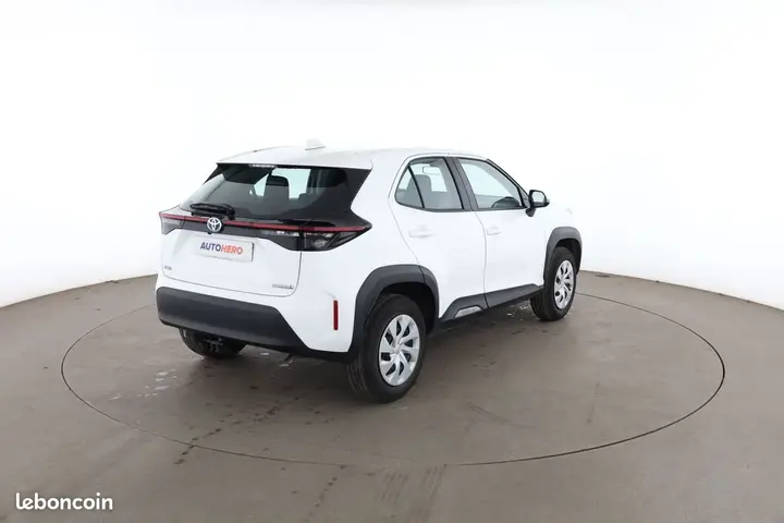 Toyota Yaris Cross 2024 photo 3