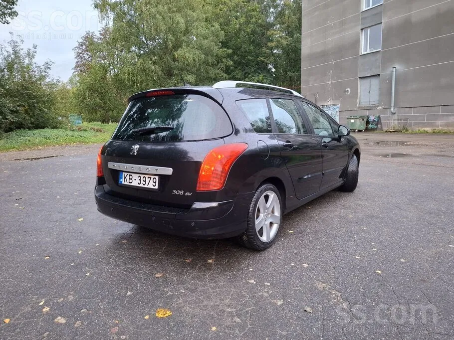 Peugeot 308 2008 photo 4