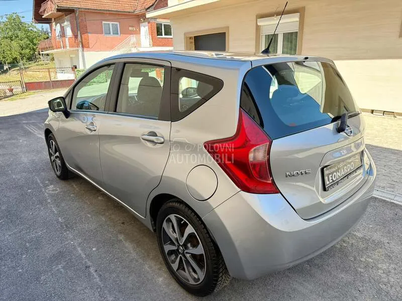 Nissan Note 2013 photo 5