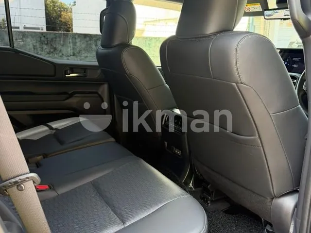 Toyota Land Cruiser 2025 photo 4