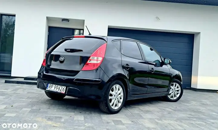 Hyundai I30 2011 photo 4
