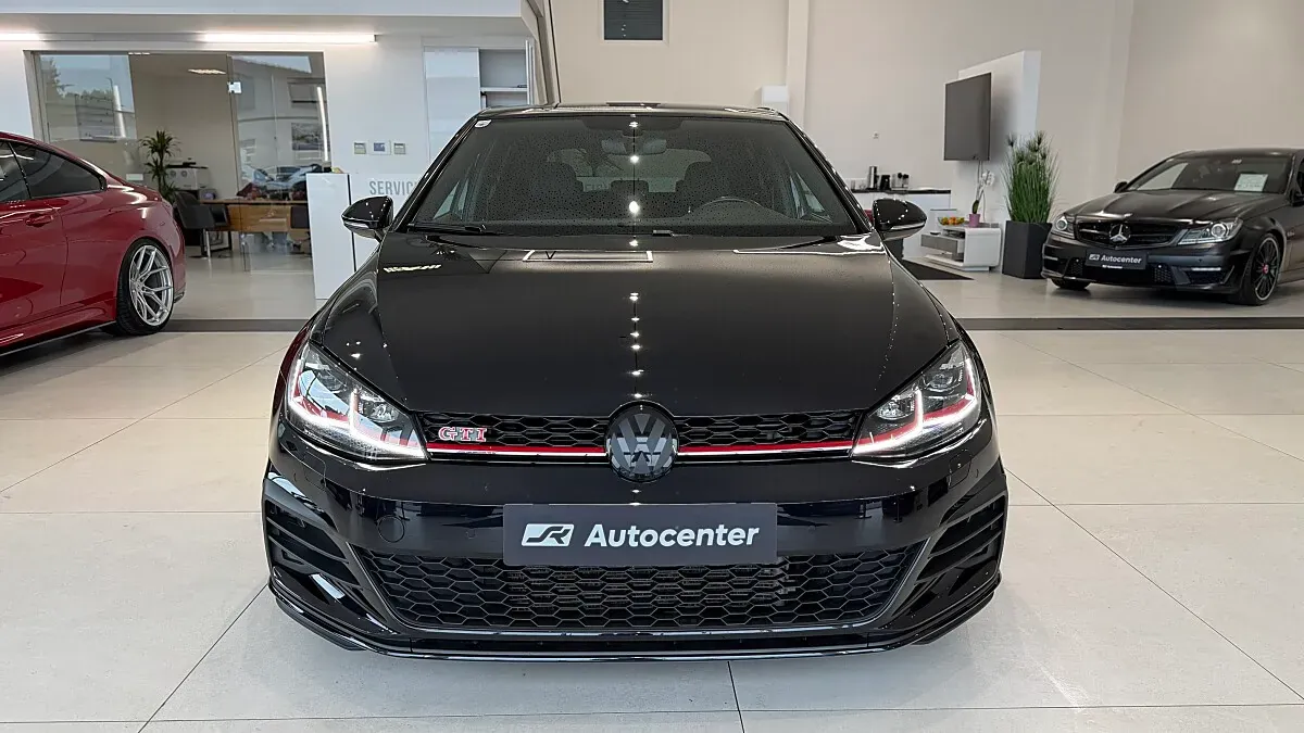 Volkswagen Golf 2019 photo 3