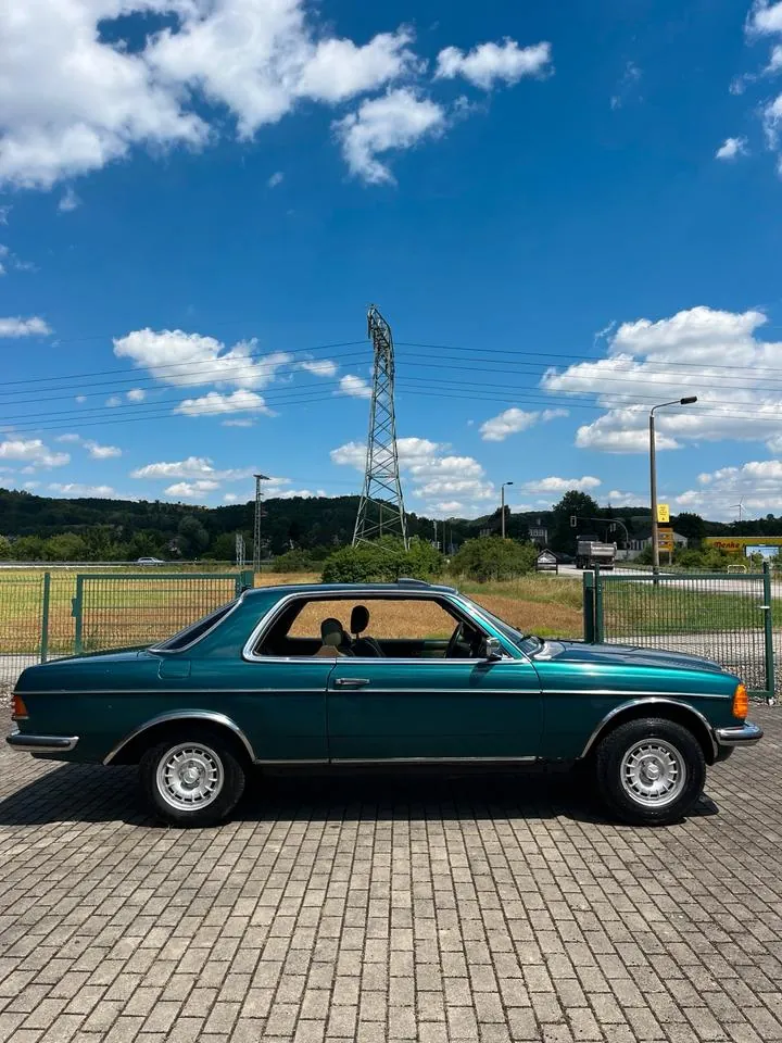 Mercedes-Benz 230 Ce