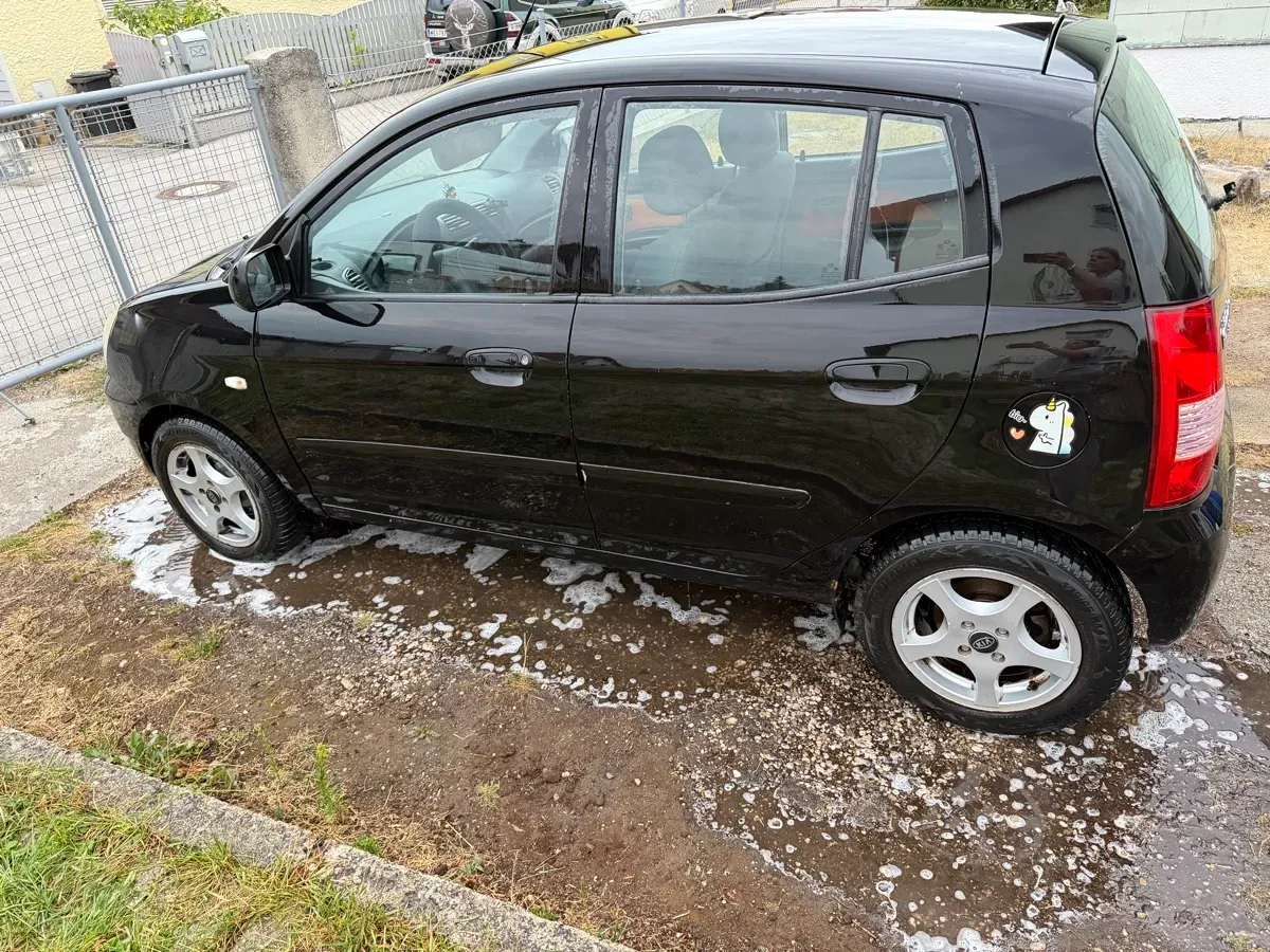 Kia Picanto 2007 photo 2