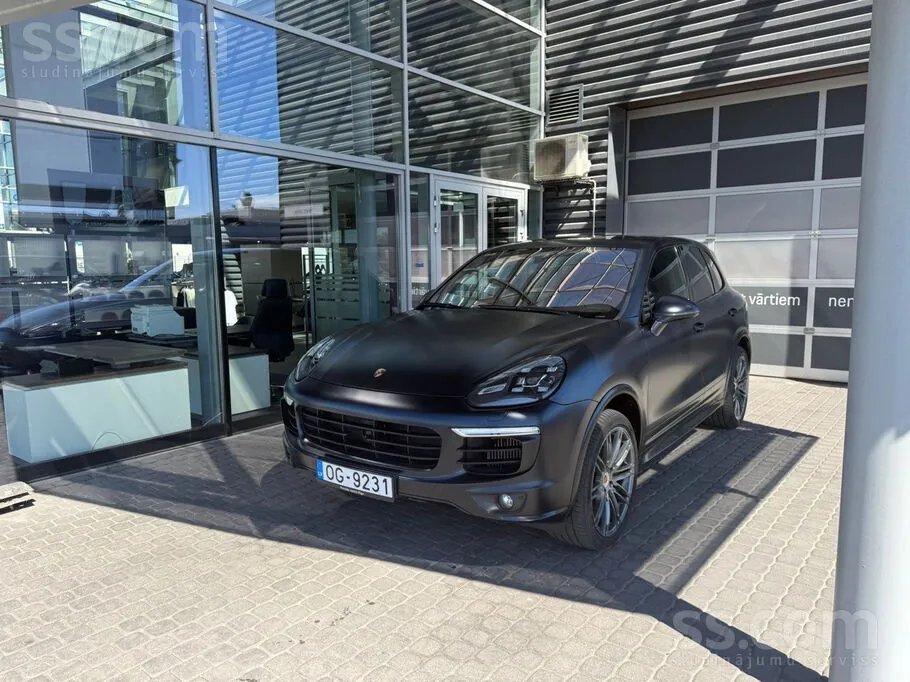 Porsche Cayenne 2016 photo 2