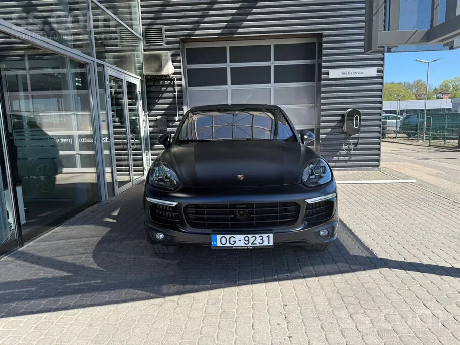 Porsche Cayenne