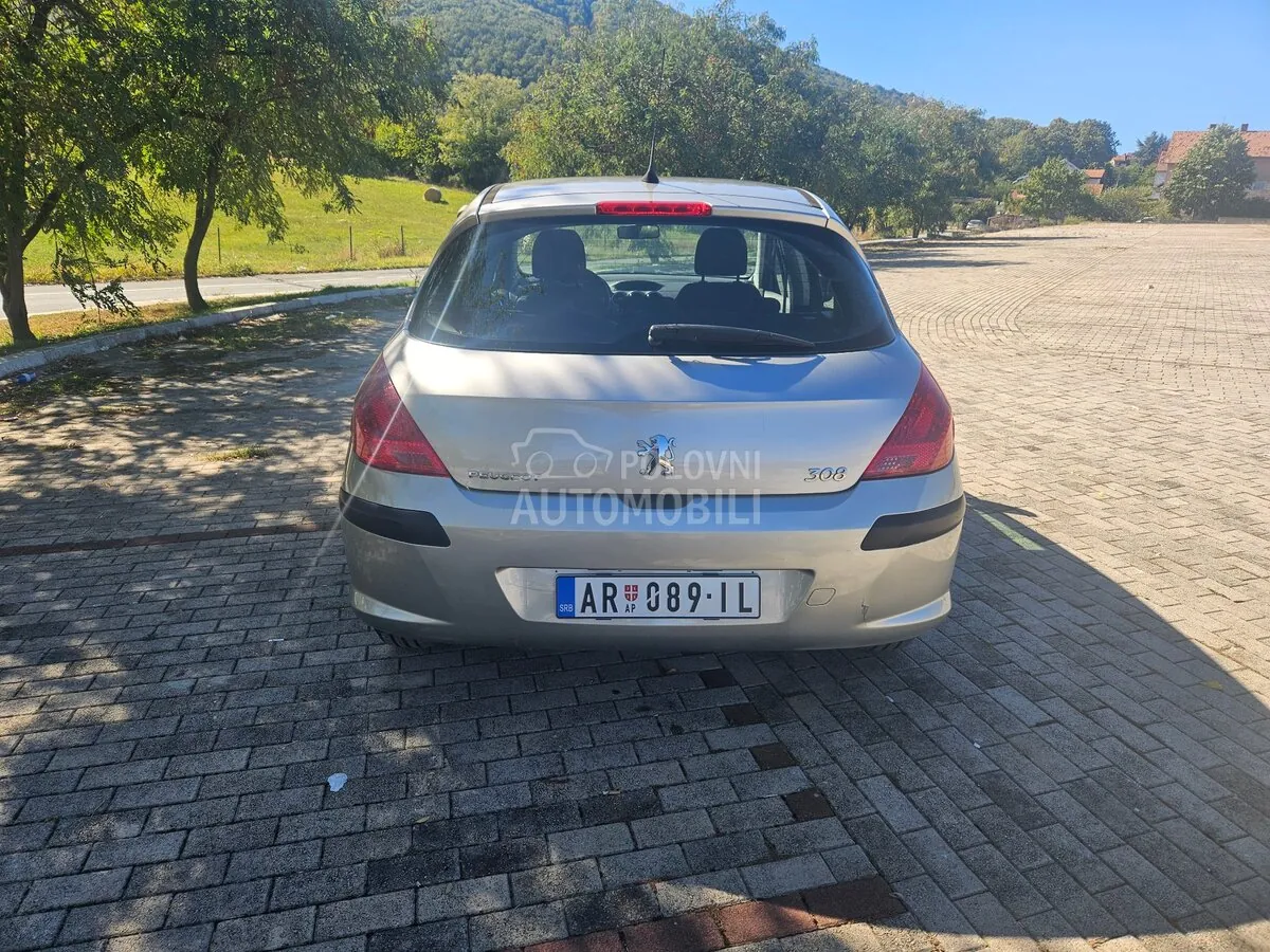 Peugeot 308 2008 photo 4