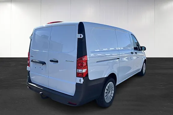 Mercedes-Benz Vito 110 2026 photo 3