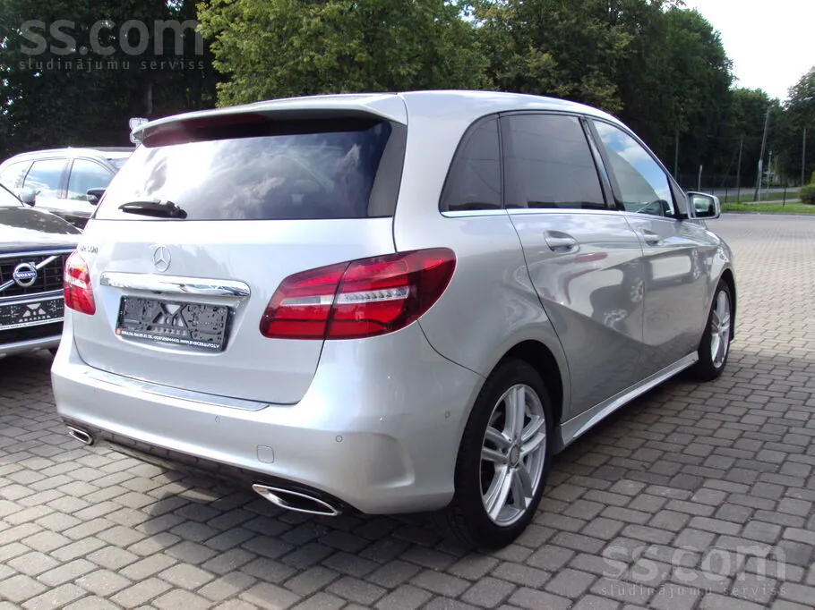 Mercedes-Benz B-Class 2017 photo 3