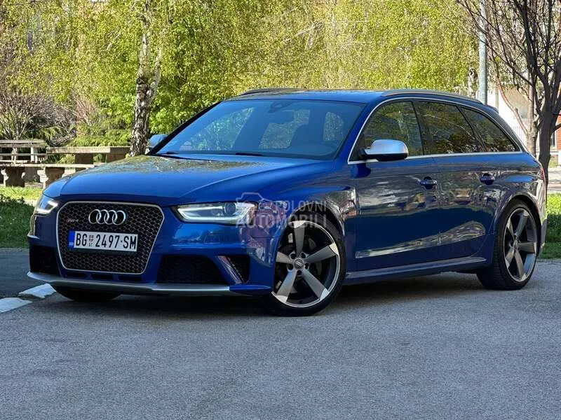 Audi Rs4 2013 photo 2