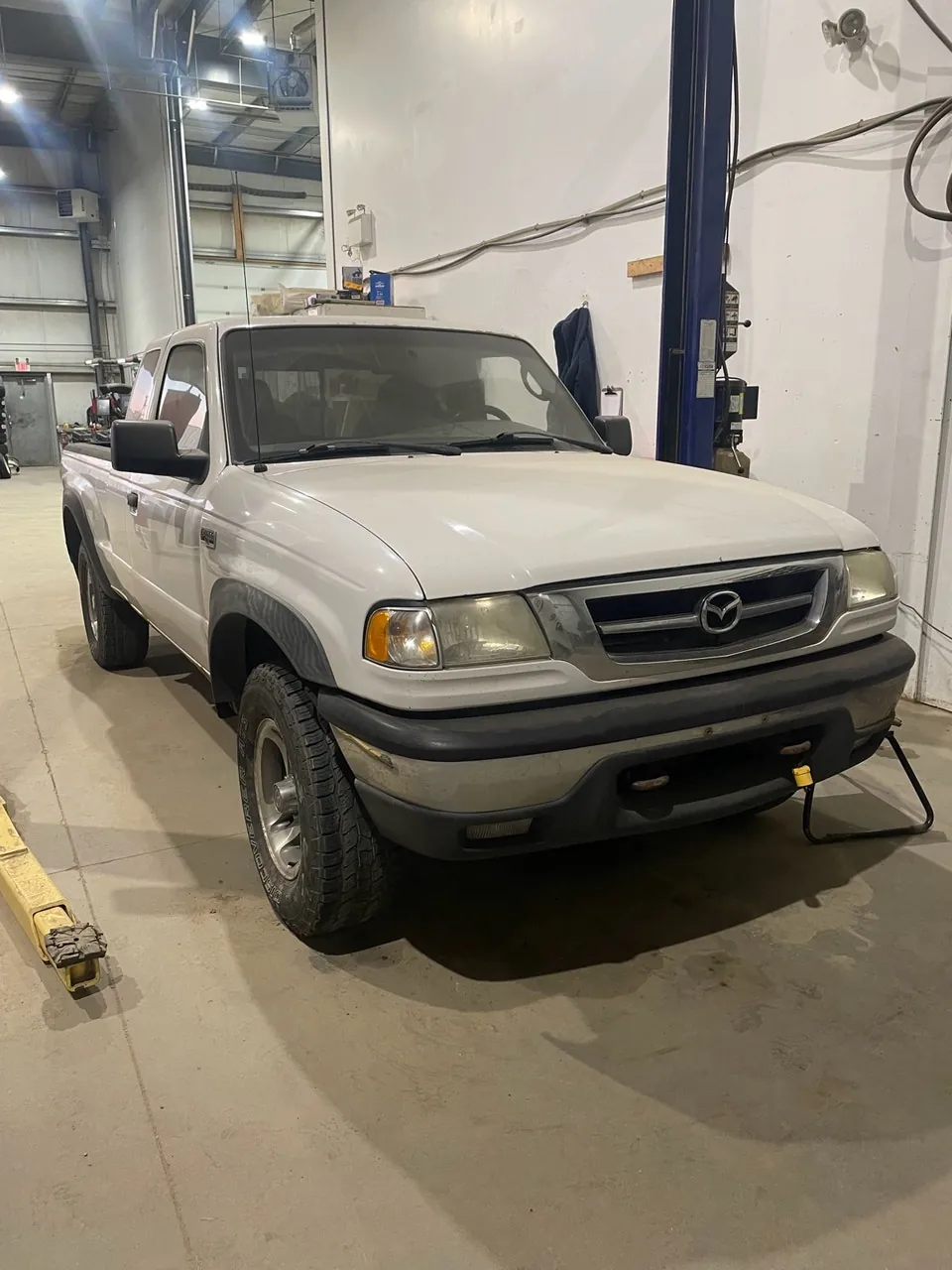 Mazda B-Series Pickup 2006 photo 2