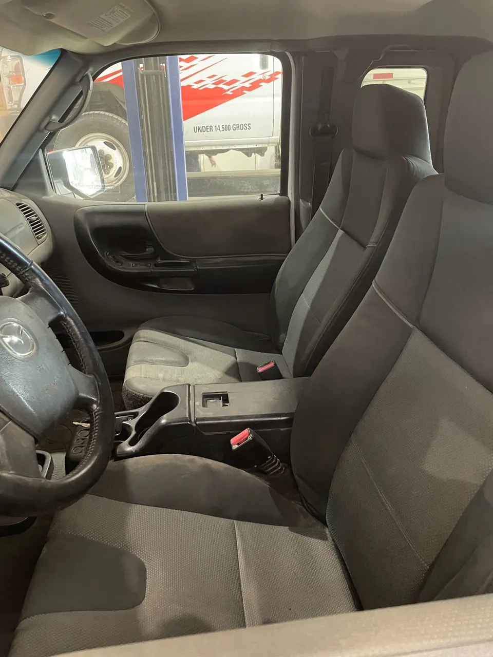 Mazda B-Series Pickup 2006 photo 4