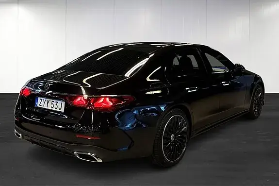 Mercedes-Benz E300 De 2026 photo 3