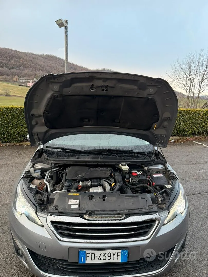 Peugeot 308 2016 photo 2
